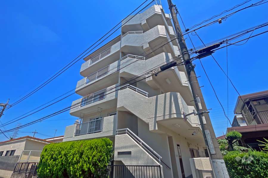 高島平マンションの外観（南東側から）