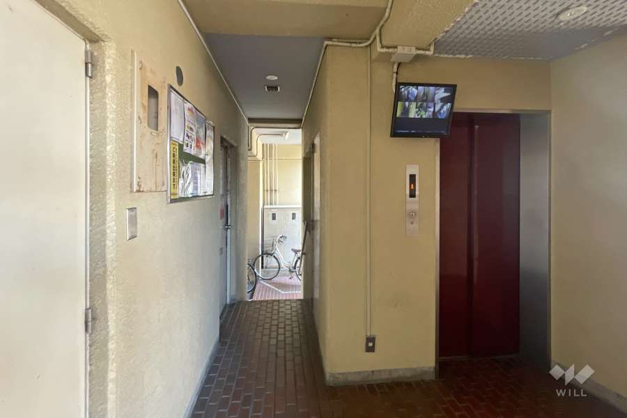 エントランスホール