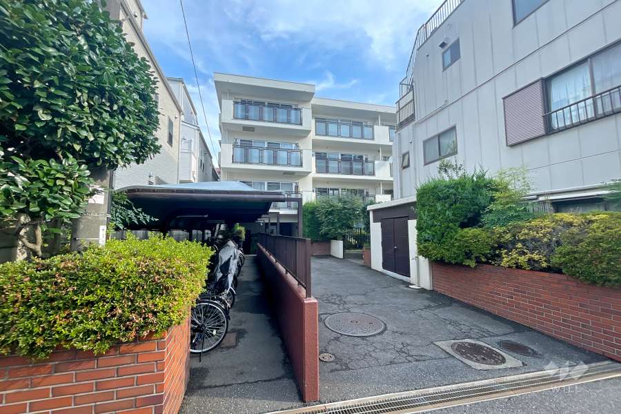 江古田サニーフラットの外観（南西側から）