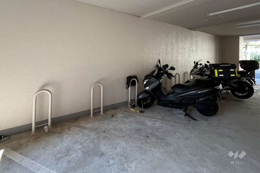 バイク置き場