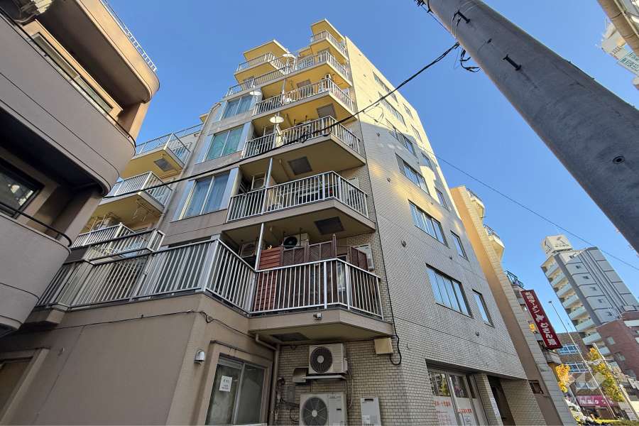 第２サンハイツ泉町の外観（南西側から）