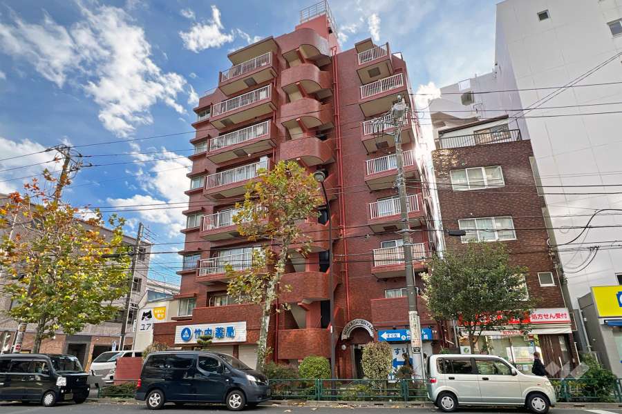 モナークマンション大山の外観（北西側から）