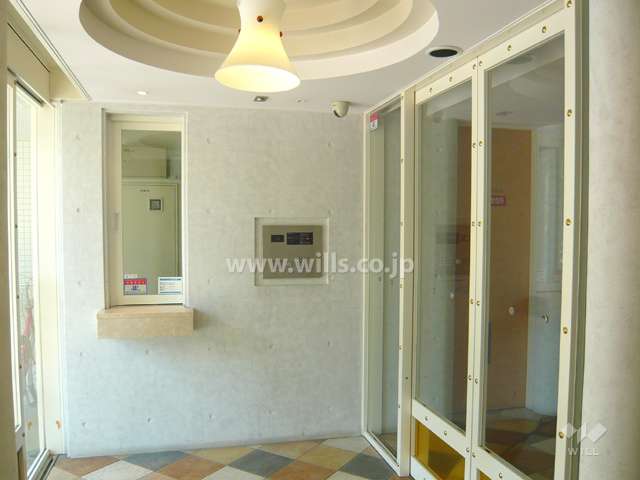 エントランスホール（オートロック付き）