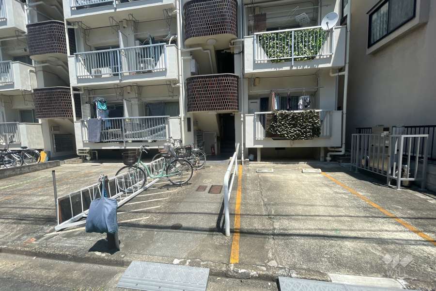 敷地の出入り口