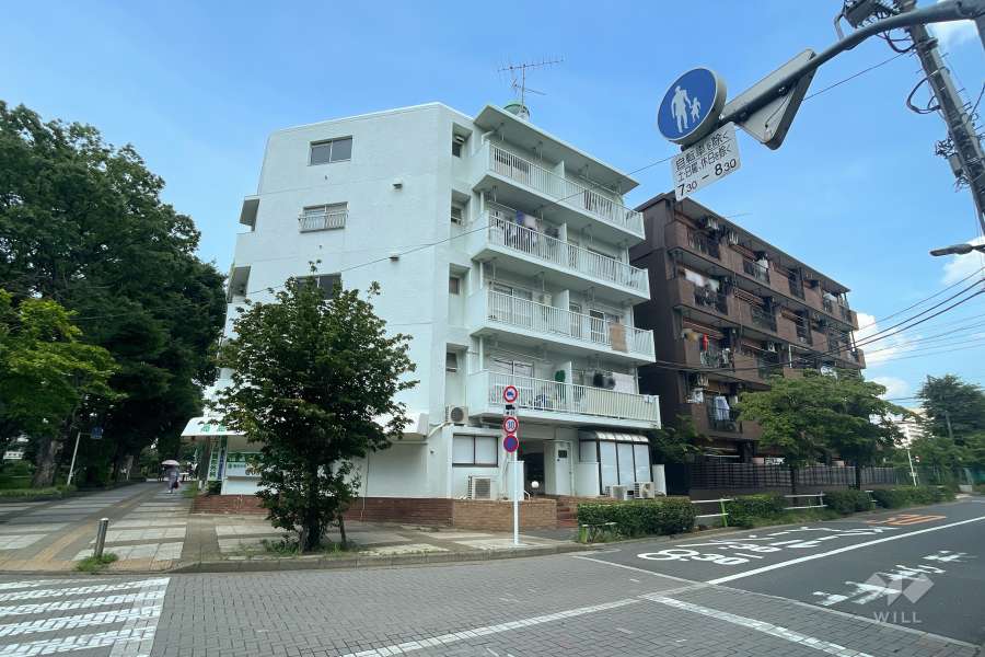 高島平ホワイトコーポラスの外観（南西側から）