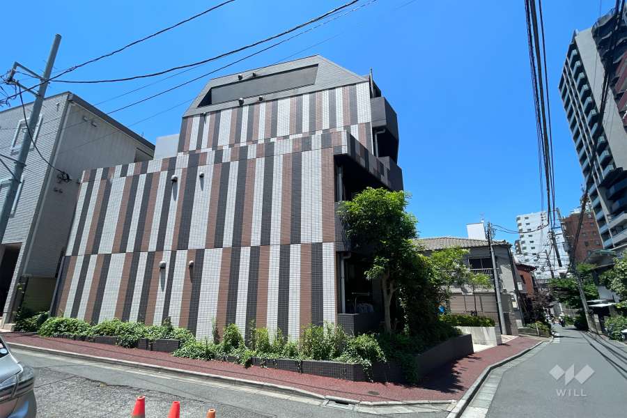 アクサス板橋区役所前の外観（南東側から）