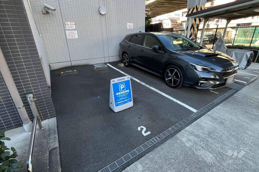 敷地内駐車場（屋外平面式）