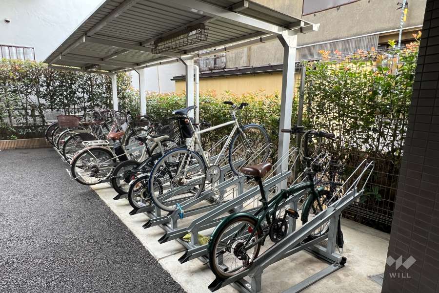 駐輪場（屋根付き）
