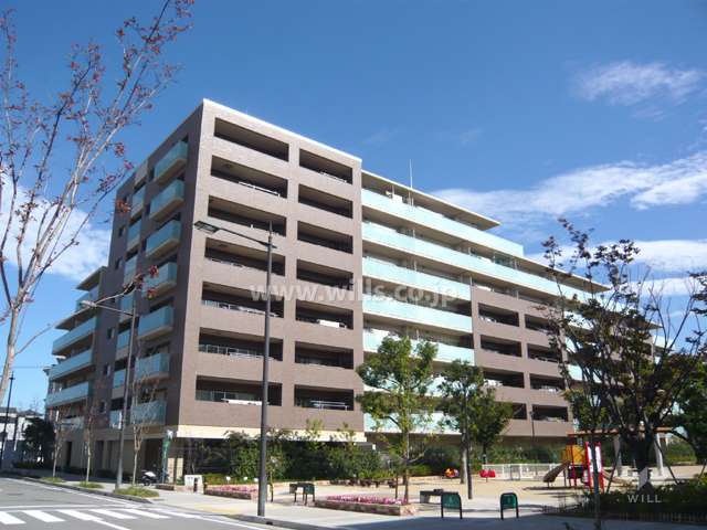 ザ・ガーデネスクシティ　ブライト館の外観（南西側から）