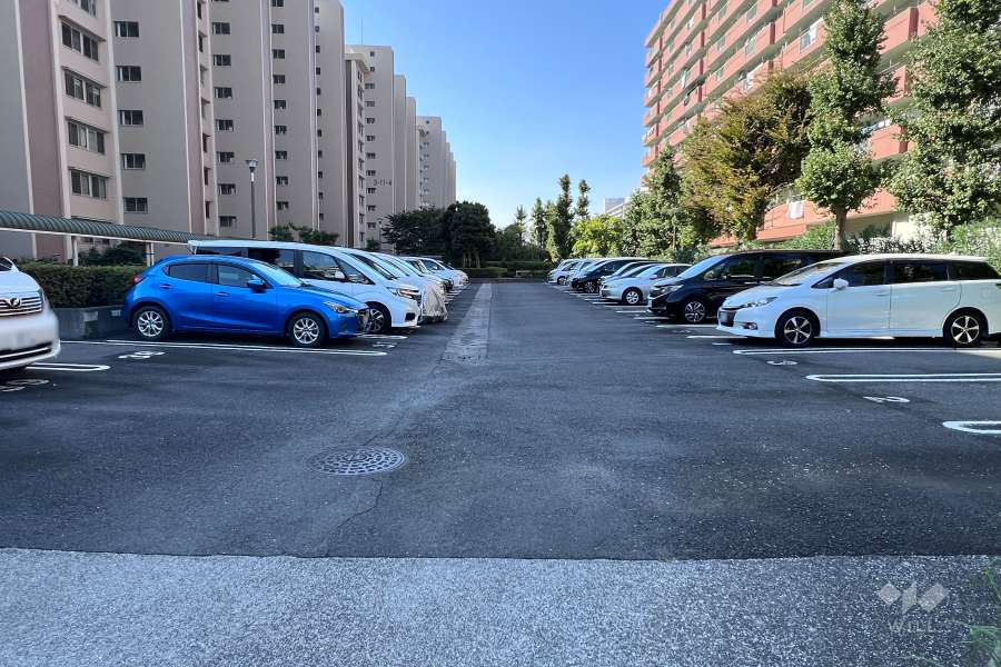 敷地内駐車場（屋外平面式）