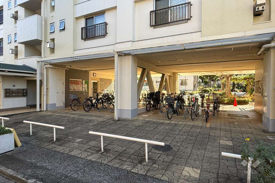 駐輪場　