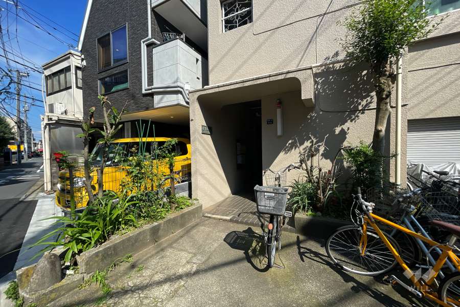 エントランス