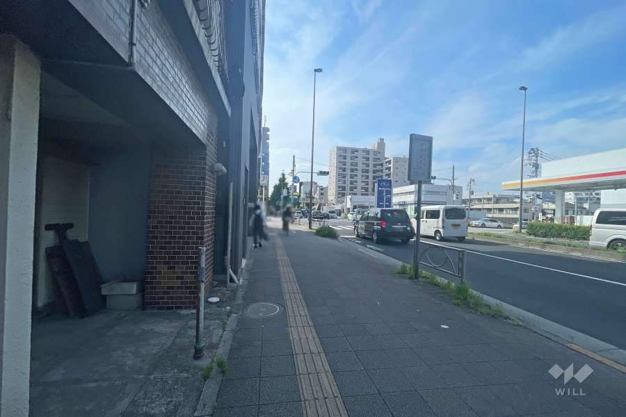 敷地北東側の前面道路　