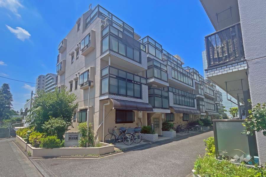 キャニオンマンション加賀町の外観（北東側から）