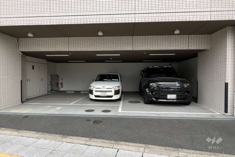 敷地内駐車場（屋内平面式）