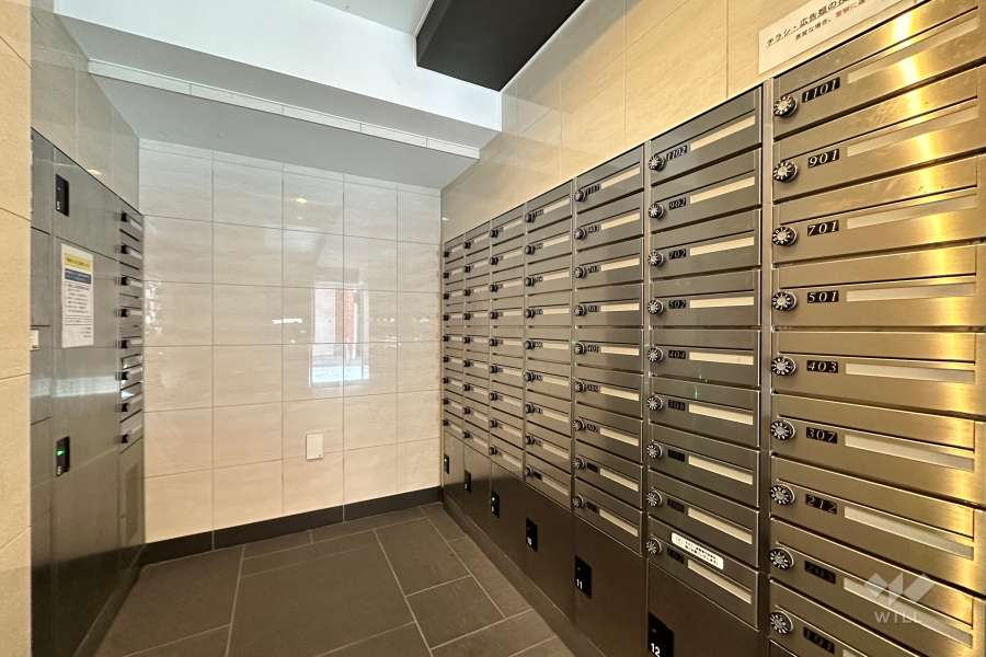 宅配ボックスと共用ポスト