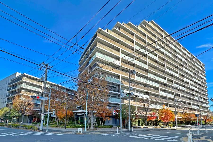 プラウドシティ加賀学園通りの外観（西側から）