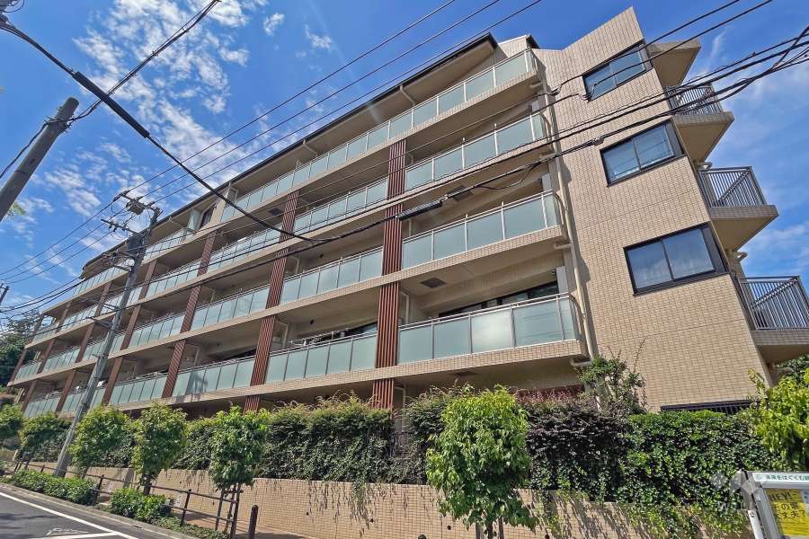 コージーコート徳丸ガーデンの外観（南東側から）