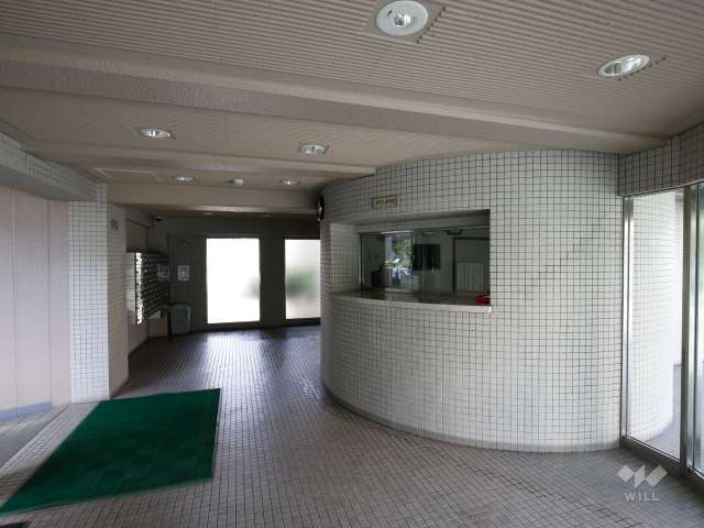 『川面5丁目公園』には遊具が設置されています。
