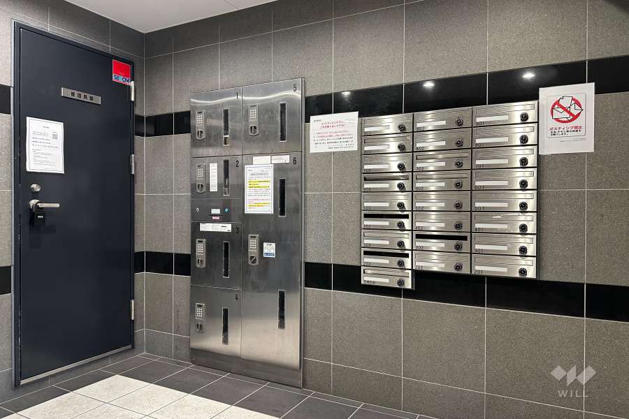 宅配ボックスと共用ポスト