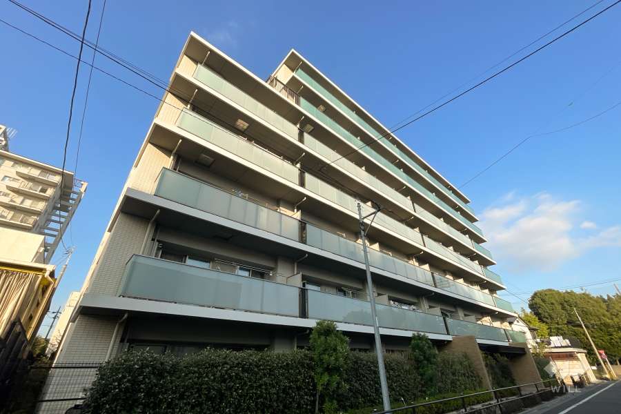 アデニウム板橋浮間公園の外観（南西側から）