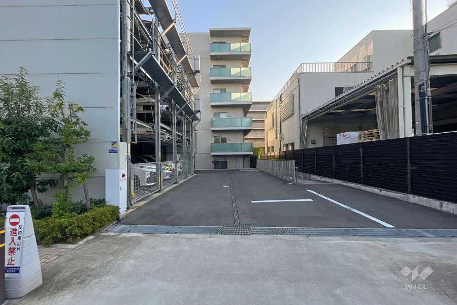 敷地内駐車場（屋外機械式）