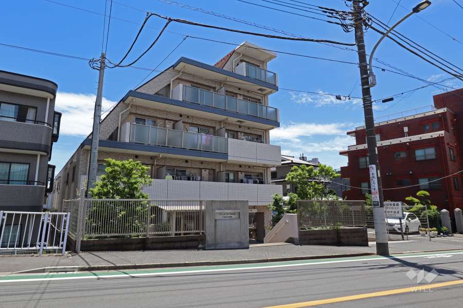 パレステージ成増の外観（北側から）