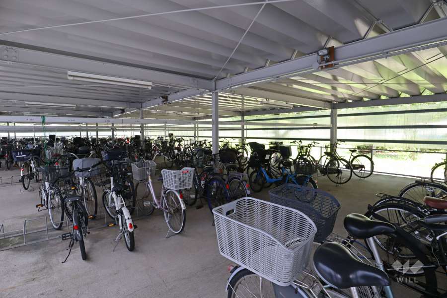 駐輪場（屋根付き）