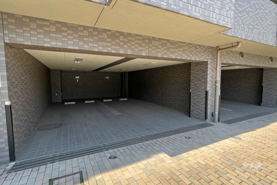 敷地内駐車場（屋内平面式）