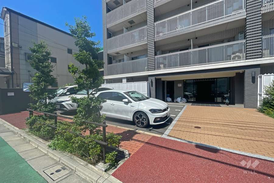 敷地内駐車場（屋外平面式）