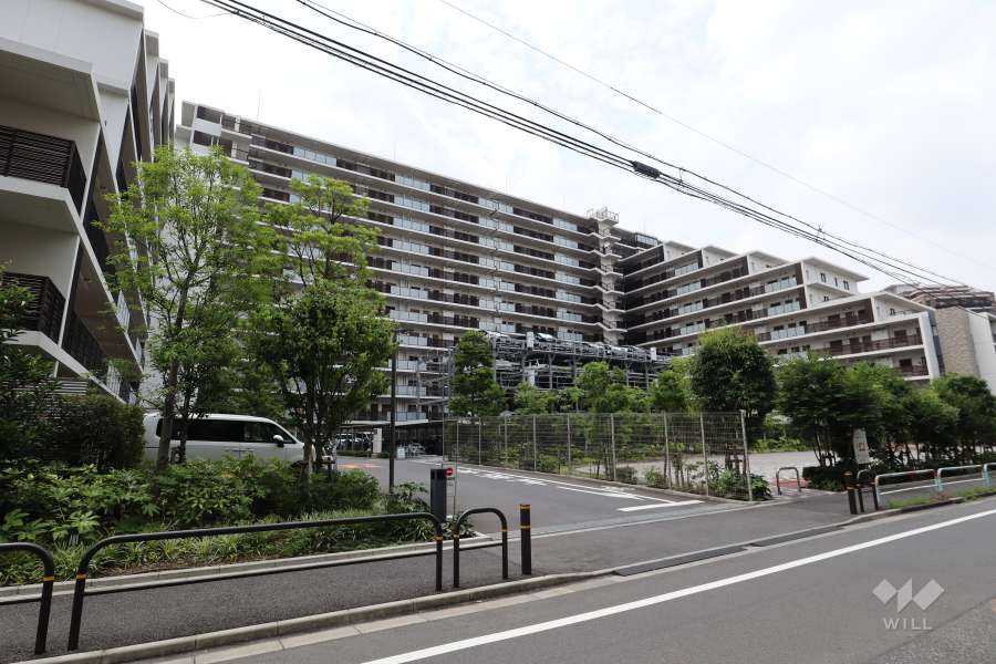 プレミスト志村三丁目の外観（北東側から）