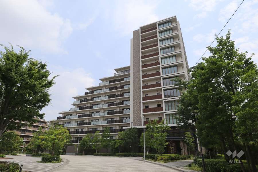 プレミスト志村三丁目の外観（南西側から）