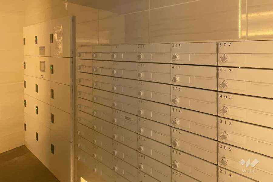 宅配ボックスと共用ポスト