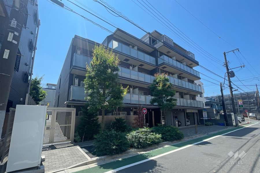 アゼスト西高島平の外観（北側から）