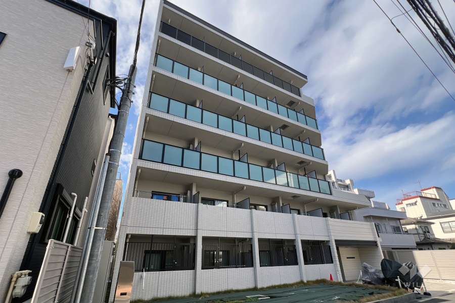 クレヴィスタ板橋大山の外観（南東側から）