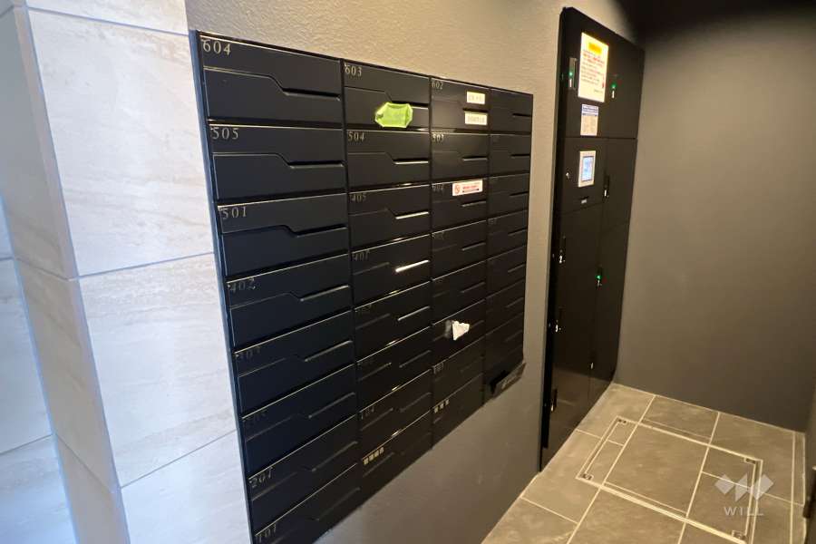 宅配ボックスと共用ポスト