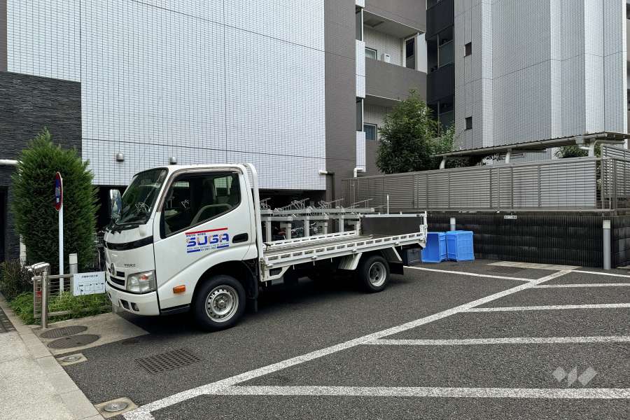 敷地内駐車場（屋外平面式）