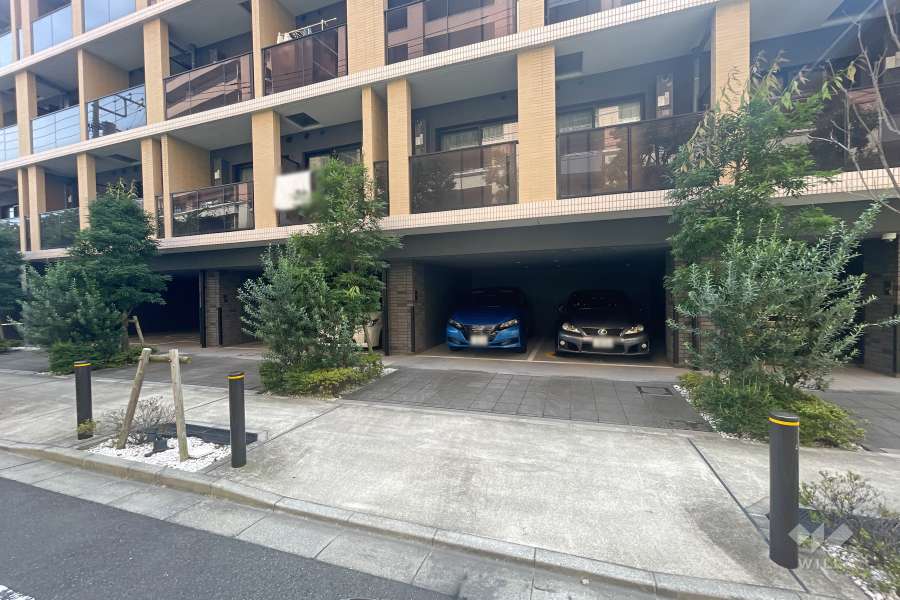 敷地内駐車場（屋内平面式）