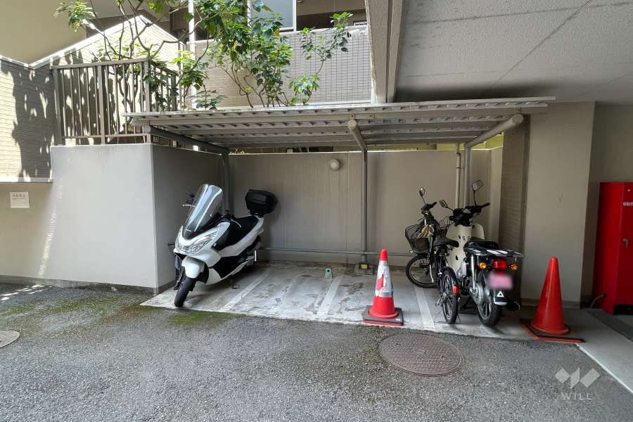 バイク置場
