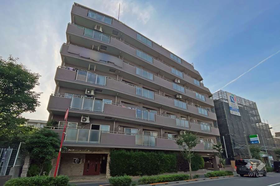 センチュリー滝野川の外観（南東側から）