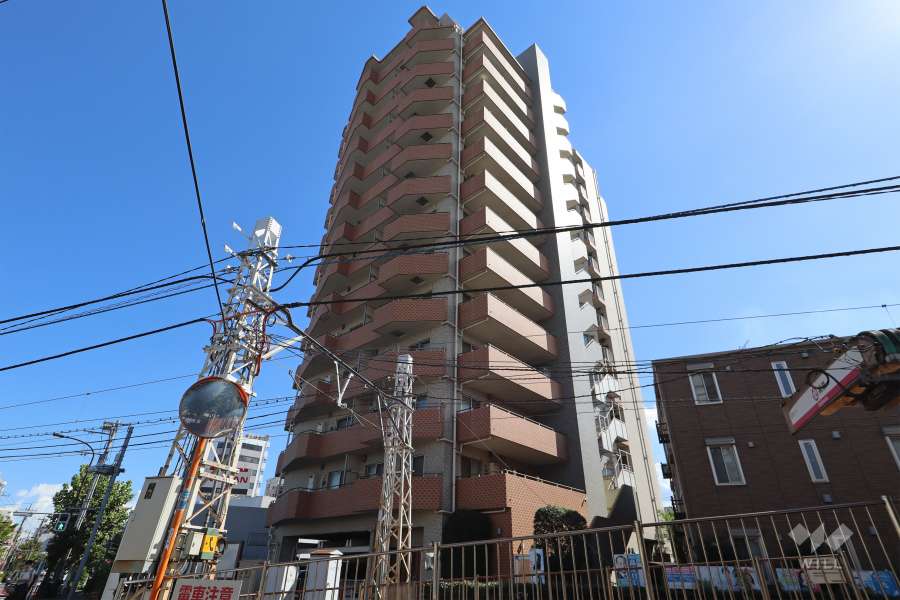 ファミール王子タワースイートの外観（北側から）