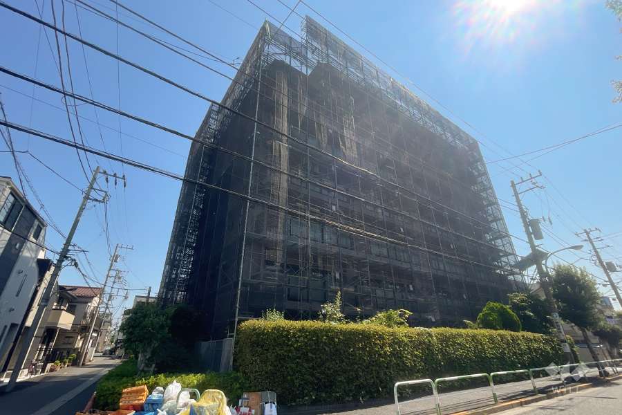 ライオンズマンション王子第7の外観（南西側から）