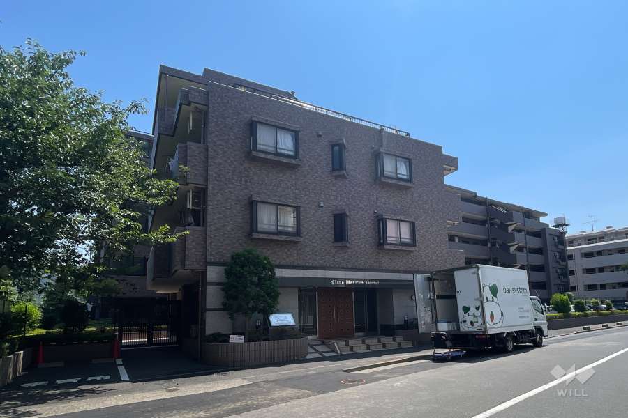 ライオンズマンション十条台の外観（北東側から）