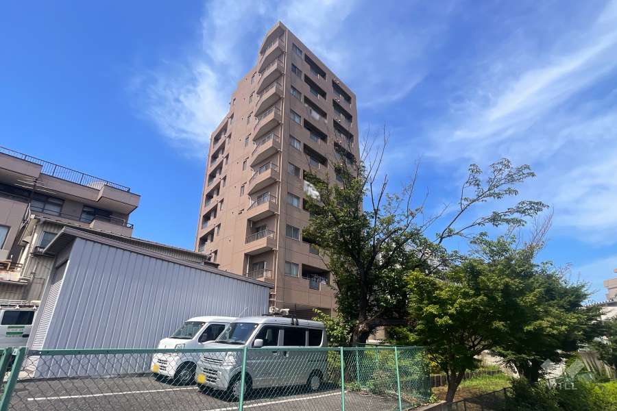 ランドステージ王子東京オアシスの外観（南西側から）