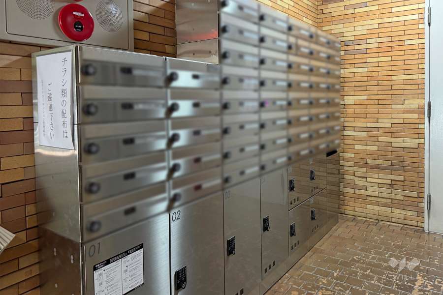 宅配ボックスと共用ポスト