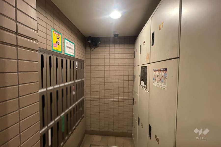 共用ポストと宅配ボックス