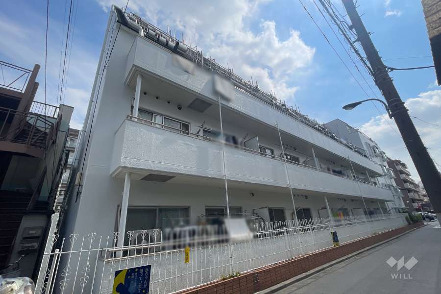 ライオンズマンション尾久の外観（南西側から）　