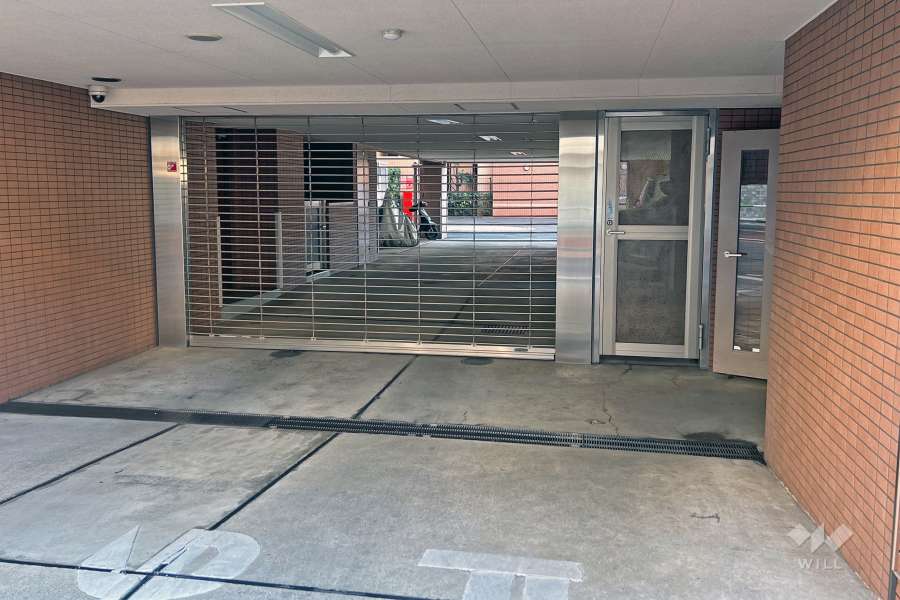 敷地内駐車場（屋内平面式）