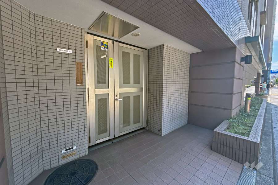 駐輪場（出入口）