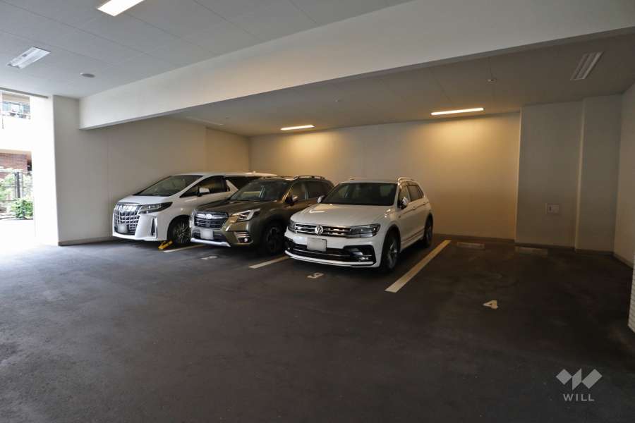 敷地内駐車場（屋内平面式）